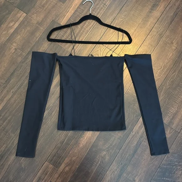 Joah Brown Black Off-Shoulder Blouse - Picture 3 of 3